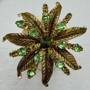 Vintage Olivine Green Glass Flower Brooch